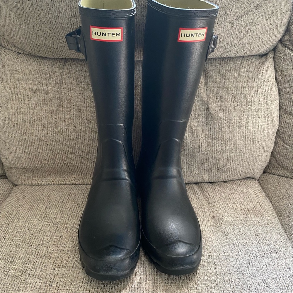 HUNTER boots, black size 9